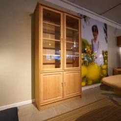 Dyrlund-Smith Vitrinen & Highboards|Vitrine 1182 M Massivholz Eiche Türen Mit Glaselementen