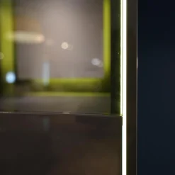 JOOP! Vitrinen & Highboards|Vitrine 71812 Schiefergrau Hochglanz Kufe Metall Schwarz Inklusive Beleuchtung