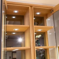 Venjakob Vitrinen & Highboards|Vitrine Barola Eiche Rustico Hell Geölt Gebürstet Furnier Mit Spiegelrückwand Und Beleuchtung