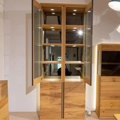 Venjakob Vitrinen & Highboards|Vitrine Barola Eiche Rustico Hell Geölt Gebürstet Furnier Mit Spiegelrückwand Und Beleuchtung