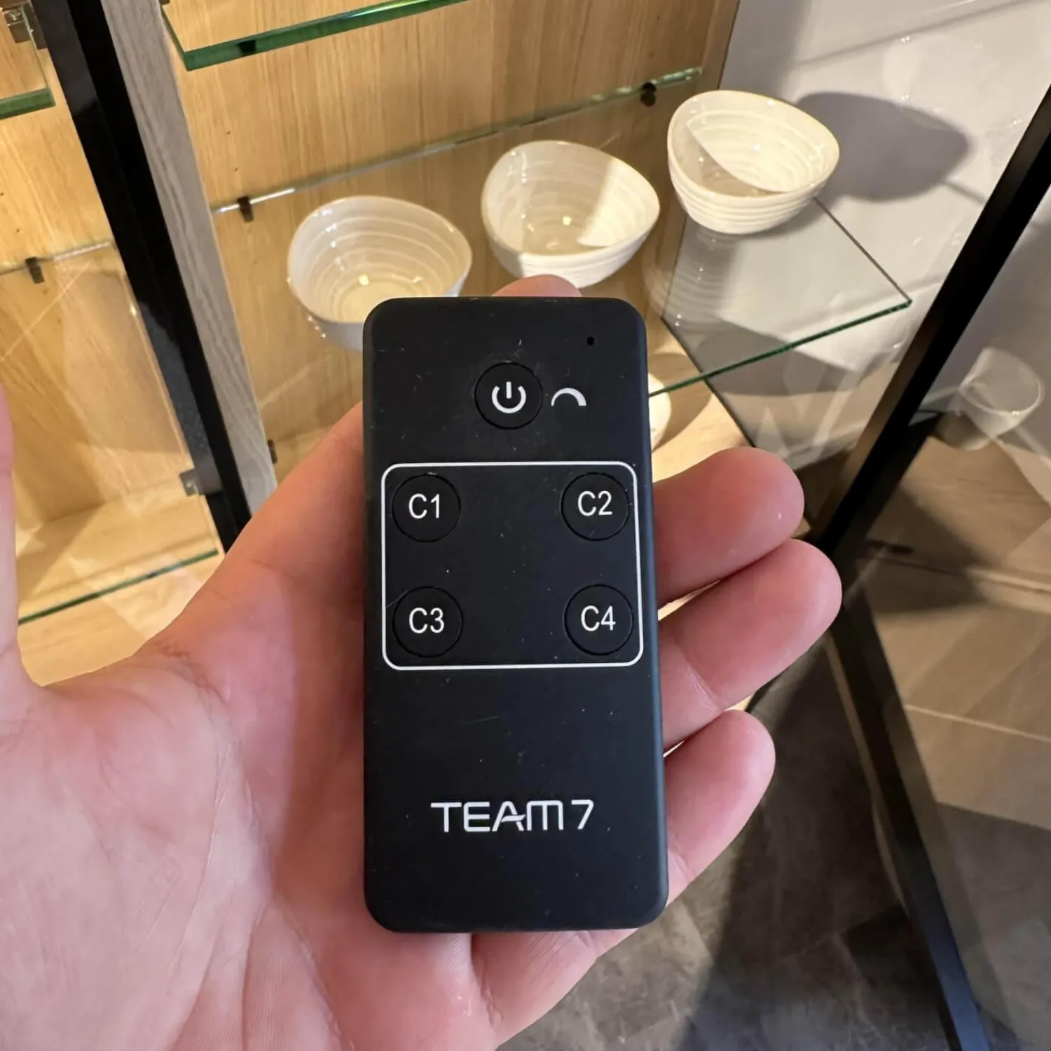 Team 7 Vitrinen & Highboards|Vitrine Cubus Eiche Weißöl Inne Buche Inklusive Beleuchtung Mit Fernbedienung