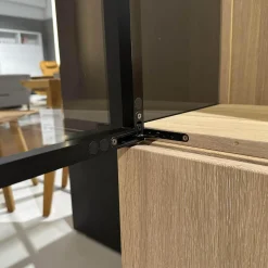 Team 7 Vitrinen & Highboards|Vitrine Cubus Eiche Weißöl mit Klarglas