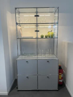 USM Haller Vitrinen & Highboards|Vitrine Mattsilber mit Glas