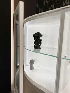 Hülsta Vitrinen & Highboards|Vitrine Navis Pure Weiß Lack mit Hängeelement