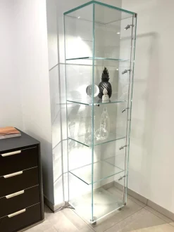 Dreieck Vitrinen & Highboards|Vitrine Solus Optiwhite Glas mit 5 fokussierbaren LED-Spots