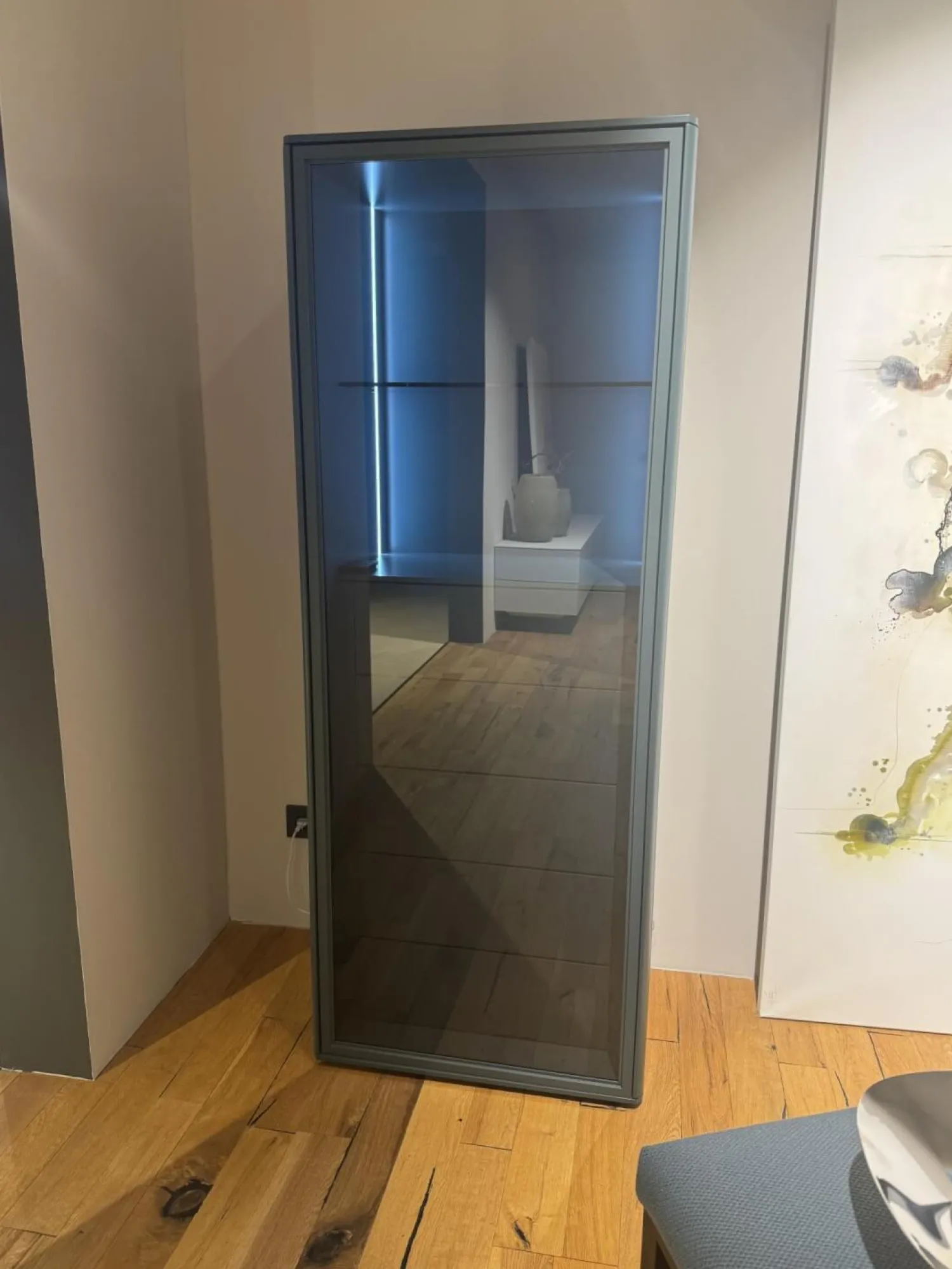 WK Wohnen Vitrinen & Highboards|Vitrine WK 418 Zola Glattlack Blaugrün 433 Glas Grau 091 Inklusive LED Beleuchtung Mit Fernbedienungen