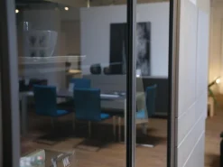 WK Wohnen Vitrinen & Highboards|Vitrinen WK 420 Viva 153 Eiche Grau Front In Rauchglas 436 Cosmos Schwarz Mit Push To Open Und Beleuchtung