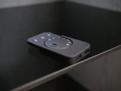 WK Wohnen Vitrinen & Highboards|Vitrinen WK 420 Viva 153 Eiche Grau Front In Rauchglas 436 Cosmos Schwarz Mit Push To Open Und Beleuchtung