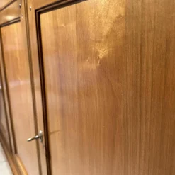 Zanchettin Vitrinen & Highboards|Vitrinie Kings College Vollholz Nussbaum Z 48 Kornfarbig Gewischt Beschläge Florence Bronziert