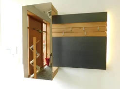 Voglauer Garderoben|Wandgarderobe V Organo Wildeiche Rustiko Akzent Schwarz Mit Vorsatzspiegel Und Beleuchtung