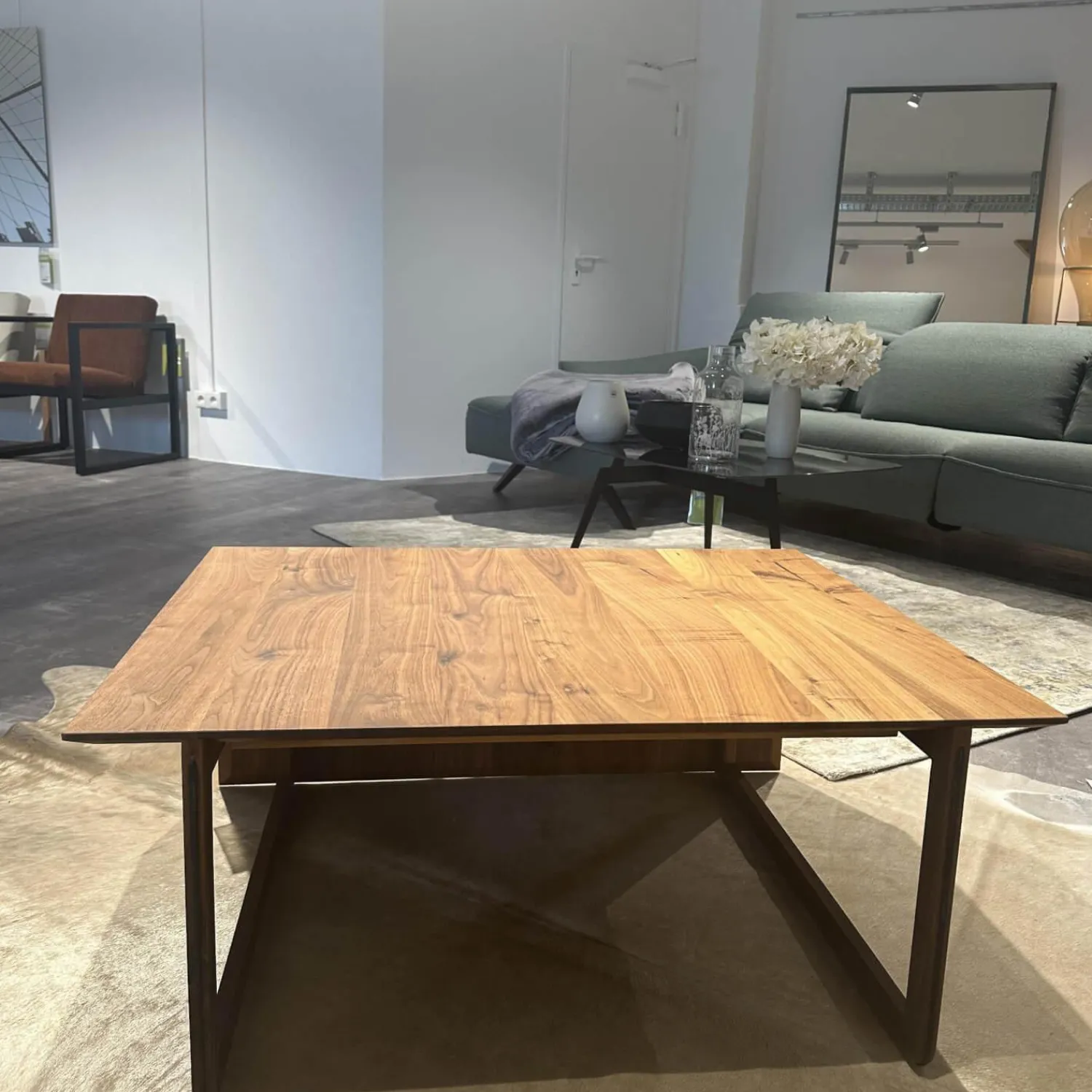 Scholtissek Beistelltische|Wendetisch Astiger Nussbaum Massiv Natur Geölt