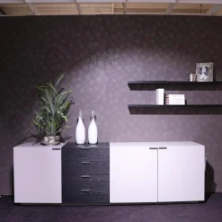 Global Wohnwände & Tv-Lowboards|Wohnkombination 4450 Vorschlag 8185 Lack Platingrau Griffe Titangrau Regalböden Eiche Schwarz Echtholzfurniert