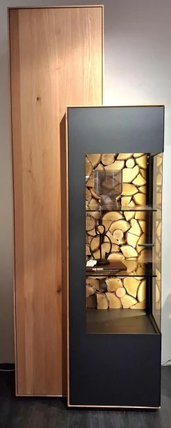 Wöstmann Wohnwände & Tv-Lowboards|Wohnkombination WM 2140 Wildeiche Massiv Soft Gebürstet Metallteile Carbonfarbig Anthrazit Strukturgepulvert