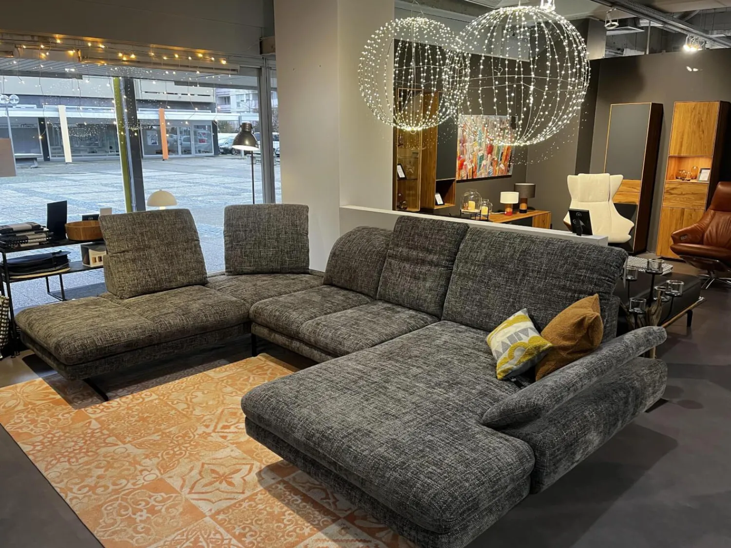 Activineo Wohnlandschaften|Wohnlandschaft Bailey Stoff Renegade 168 Plumb Grau Metallfüße Schwarz