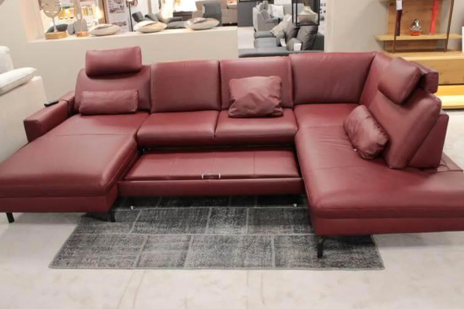 Polinova Wohnlandschaften|Wohnlandschaft Leonore Leder Longlife 160 Vivre Barolo Rot