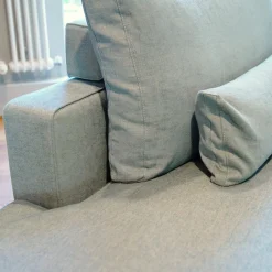 Molteni & C Wohnlandschaften|Wohnlandschaft Octave Bezug Stoff Wing WG243 Grau Grün Gestell Metall Zinnfarbig Lackiert Inklusive Kissen