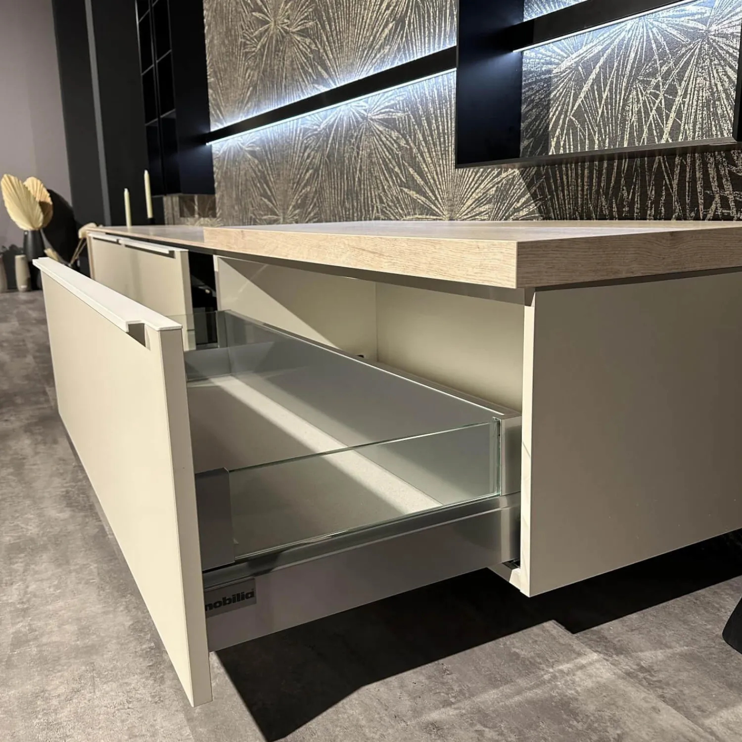 Nobilia Wohnwände & Tv-Lowboards|Wohnwand 945 Easytouch Lacklaminat Sand Beige Ultramatt Abdeckplatte Eiche Montreal