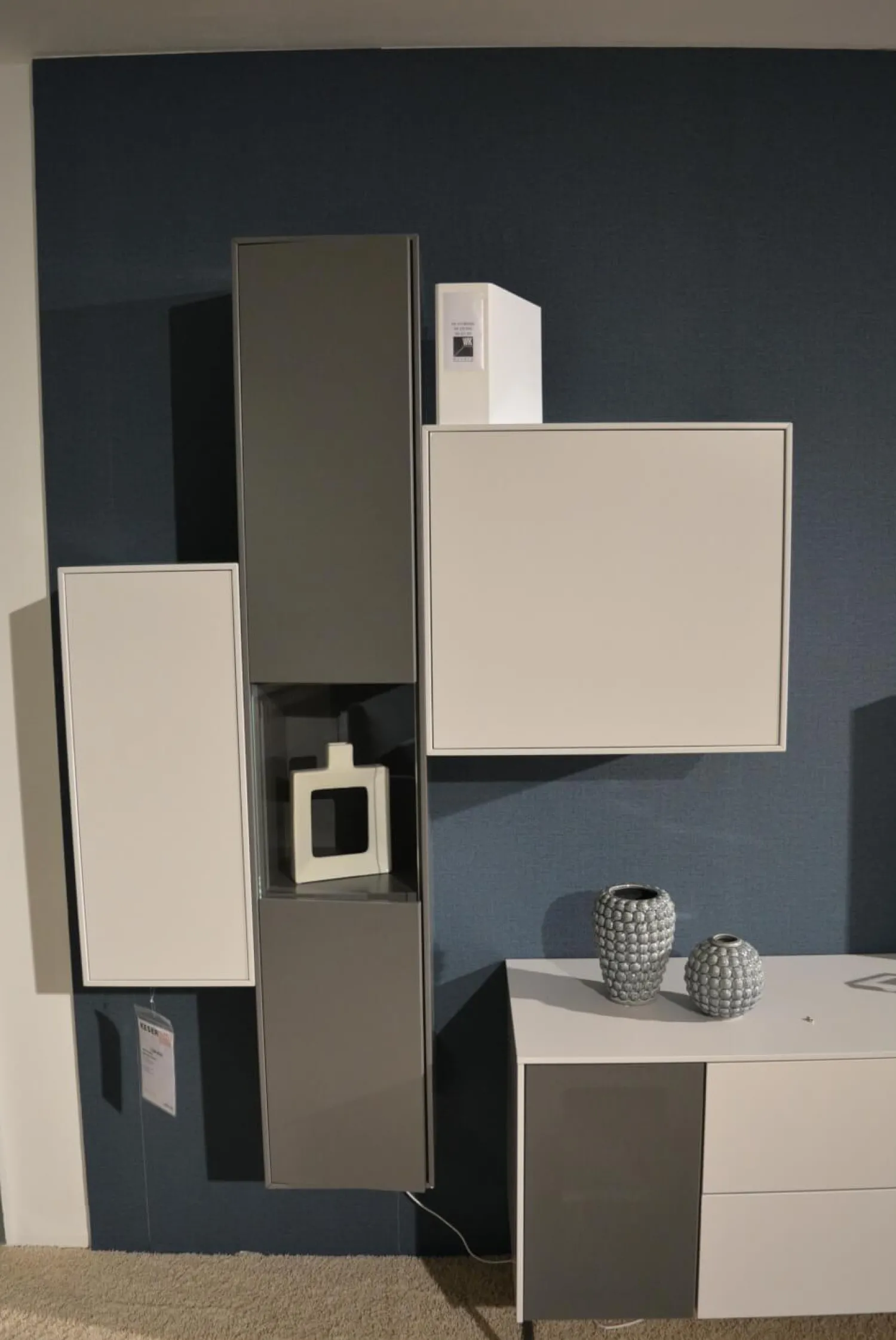 WK Wohnen Wohnwände & Tv-Lowboards|Wohnwand 419 Intono Glattlack Steingrau Rahmenfüße Schwarz