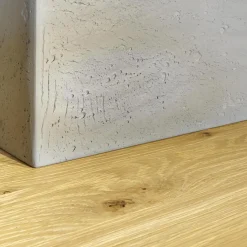 Hartmann Wohnwände & Tv-Lowboards|Wohnwand Brik Kerneiche Natur Massiv Akzente In Betonstein Inklusive 2 Wandleuchten