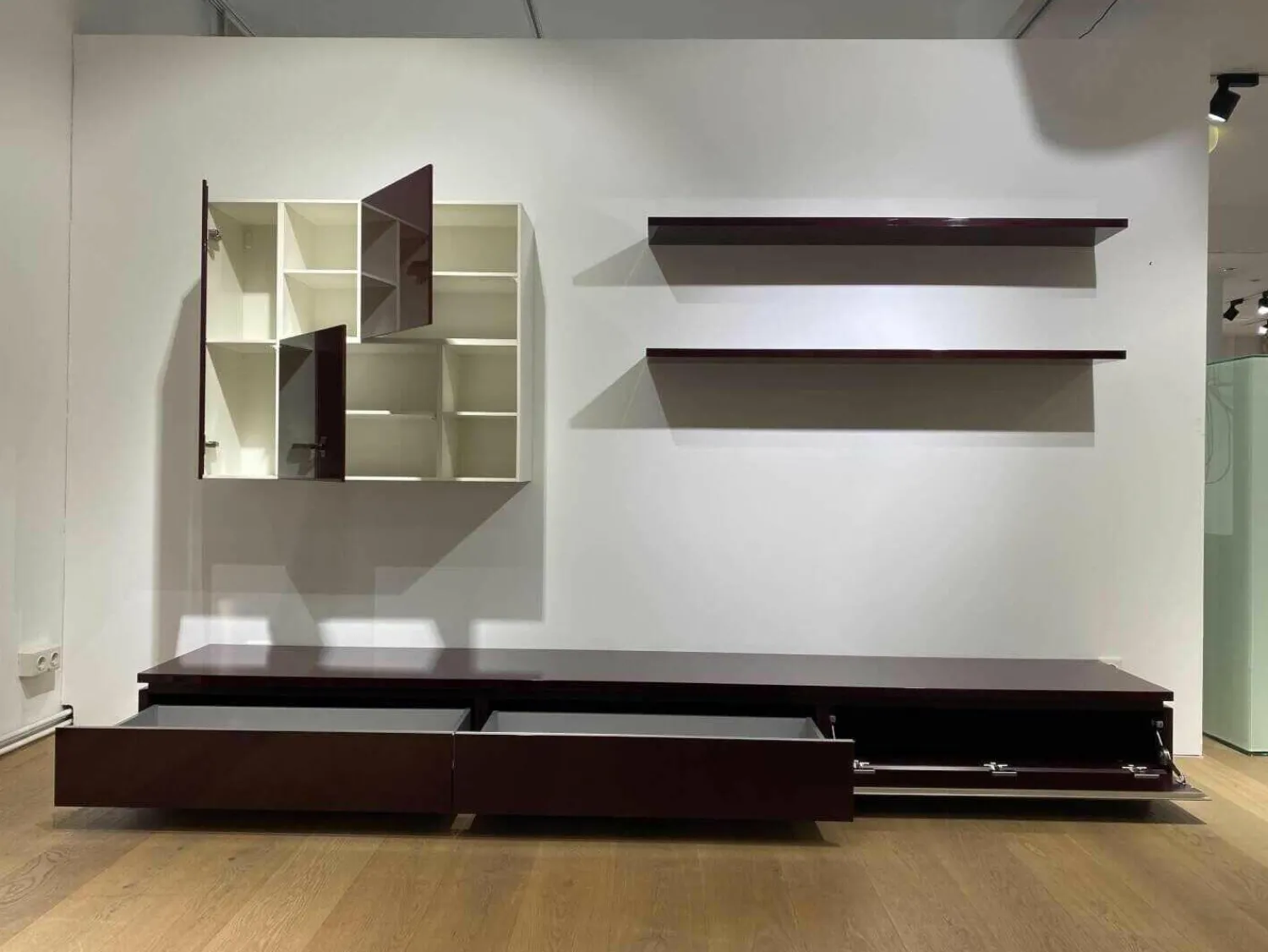 Interlübke Wohnwände & Tv-Lowboards|Wohnwand Cube Gap Lack Hochglanz Aubergine