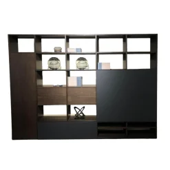 Sudbrock Wohnwände & Tv-Lowboards|Wohnwand Fokus Wildeiche Coffe Dunkelbraun Glas Cosmos Schwarz Gefrostet Ohne Dekoration