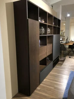 Sudbrock Wohnwände & Tv-Lowboards|Wohnwand Fokus Wildeiche Coffe Dunkelbraun Glas Cosmos Schwarz Gefrostet Ohne Dekoration