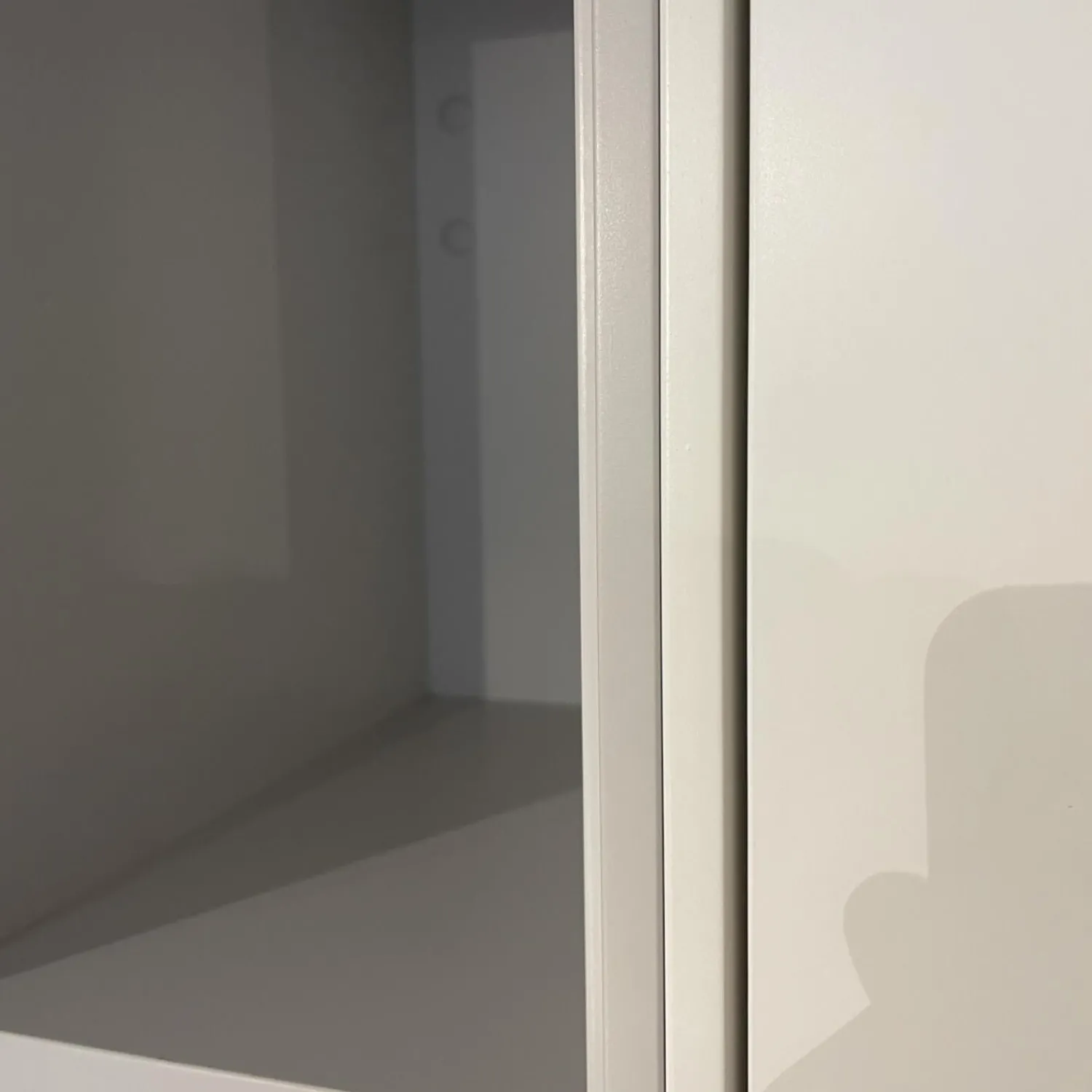 Sudbrock Wohnwände & Tv-Lowboards|Wohnwand Game Glattlack Verkehrsweiß Glattlack Steingrau Ethno Eiche