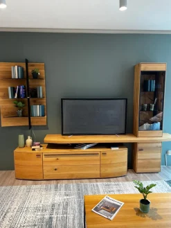 Musterring Wohnwände & Tv-Lowboards|Wohnwand Giulia Front Und Korpus Wildeiche Massiv Soft Gebürstet Vitrine Glas Optiwhite