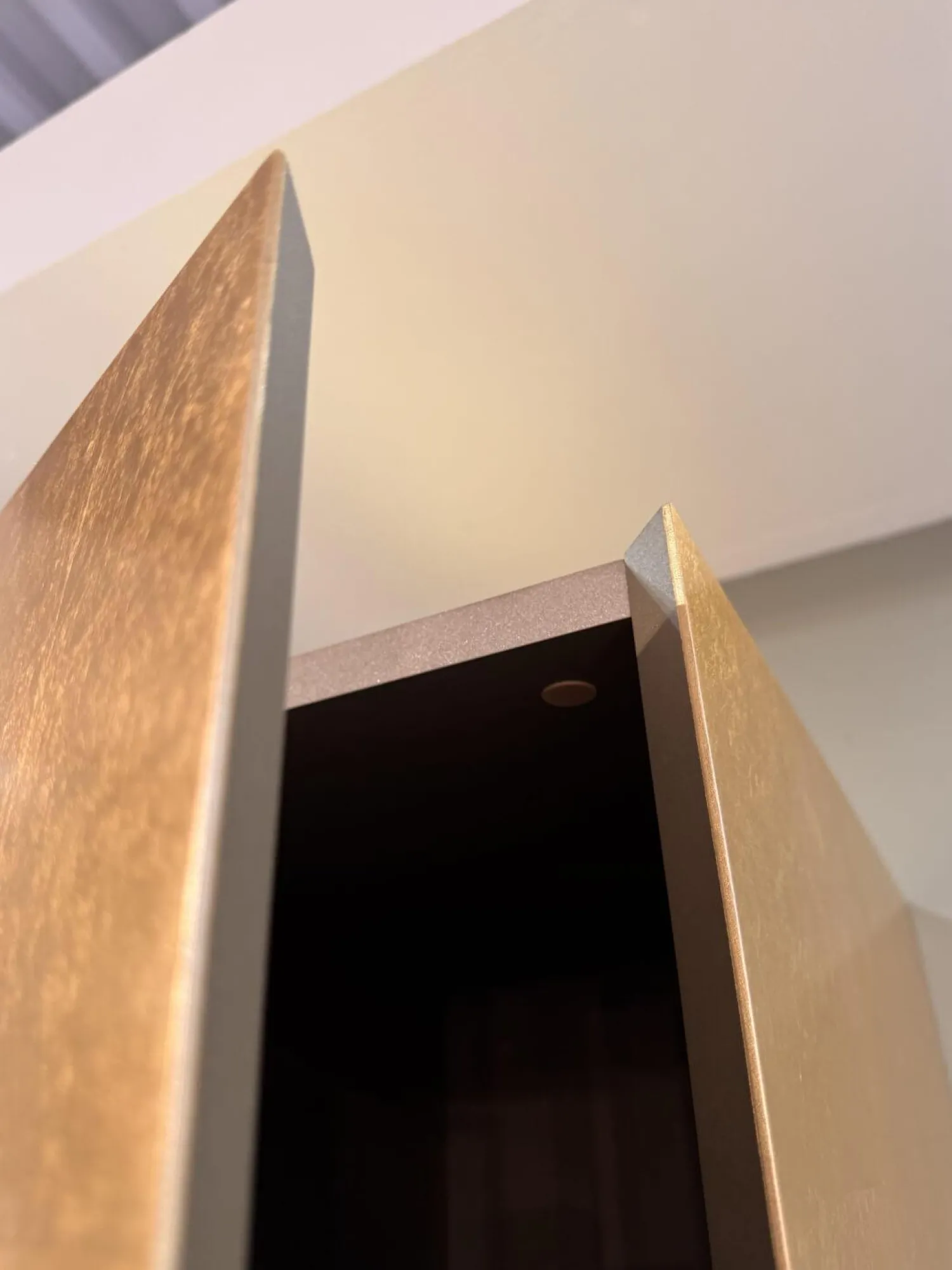 minottiitalia Wohnwände & Tv-Lowboards|Wohnwand Inpiedi Lack Interno Metall Gold Lack Coffee Braun Inklusive LED Beleuchtung