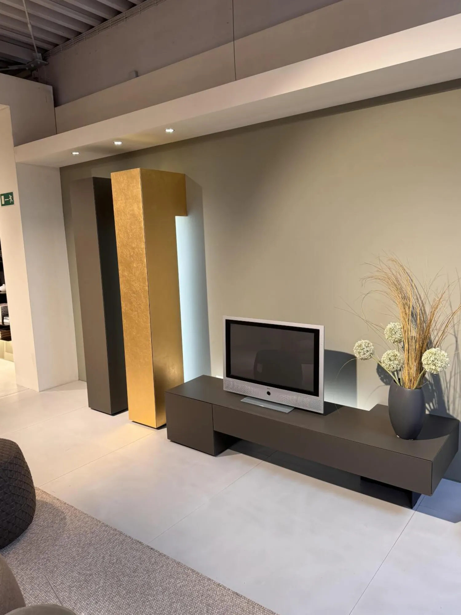 minottiitalia Wohnwände & Tv-Lowboards|Wohnwand Inpiedi Lack Interno Metall Gold Lack Coffee Braun Inklusive LED Beleuchtung