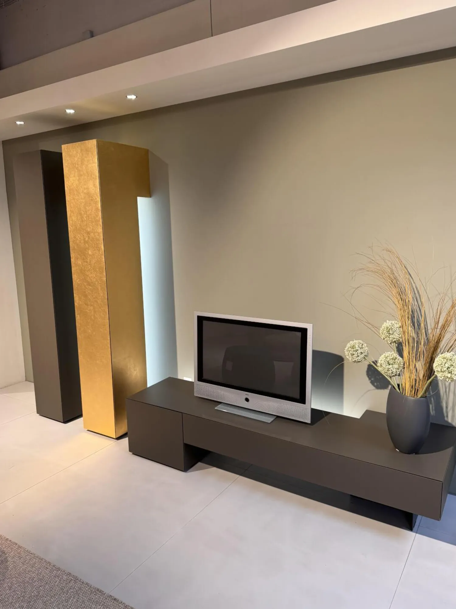 minottiitalia Wohnwände & Tv-Lowboards|Wohnwand Inpiedi Lack Interno Metall Gold Lack Coffee Braun Inklusive LED Beleuchtung