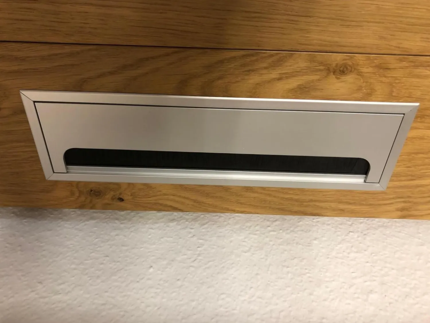 Schröder Franz Wohnwände & Tv-Lowboards|Wohnwand Kitzalm Solid Plus K050 Kernasteiche Natur Furniert Gebürstet Akzentglas Schiefer Grau Inklusive Beleuchtung