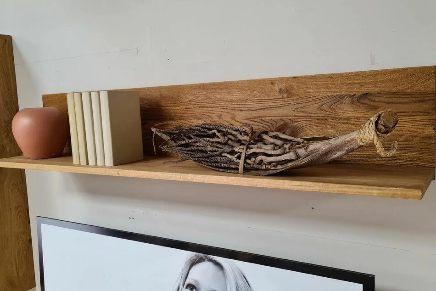 Natura Wohnwände & Tv-Lowboards|Wohnwand Missoula Eiche Massiv Geölt mit LED-Beleuchtung