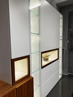 Hülsta Wohnwände & Tv-Lowboards|Wohnwand Neo Kernnussbaum Und Lack Reinweiss Mit Hinterlackiertem Glas Inklusive Beleuchtung