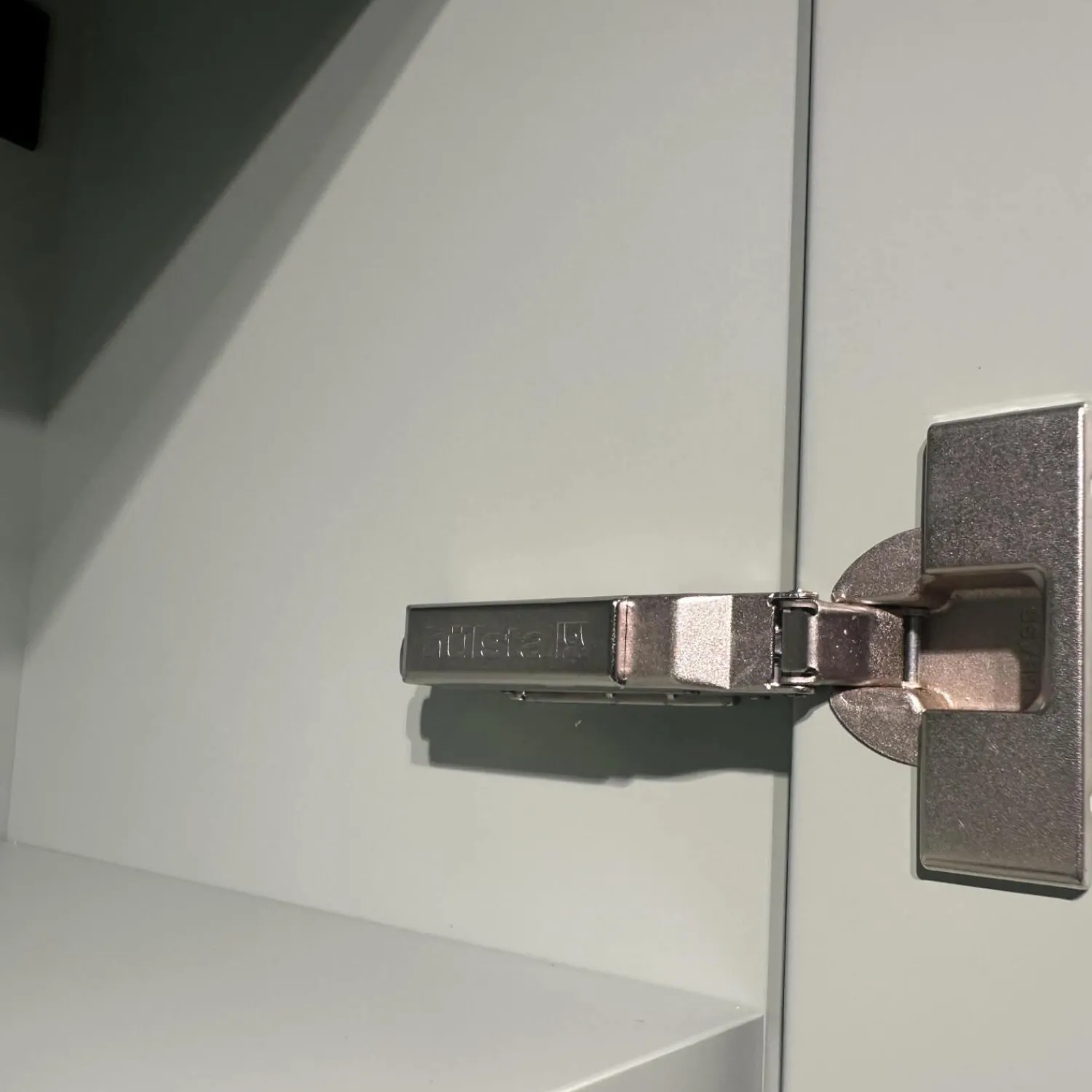 Hülsta Wohnwände & Tv-Lowboards|Wohnwand Neo Lack NCS S3050 Orange Und NCS S3010 Grün