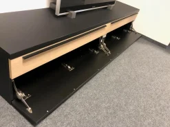 Hülsta Wohnwände & Tv-Lowboards|Wohnwand Now Touch Super Matt Schwarz Akzente Samteiche Natur Metallgriffe Schwarz