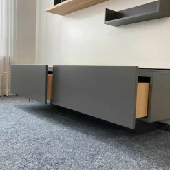 Priel Wohnwände & Tv-Lowboards|Wohnwand Pesaro Dunkelgrau Kernesche mit Beleuchtung