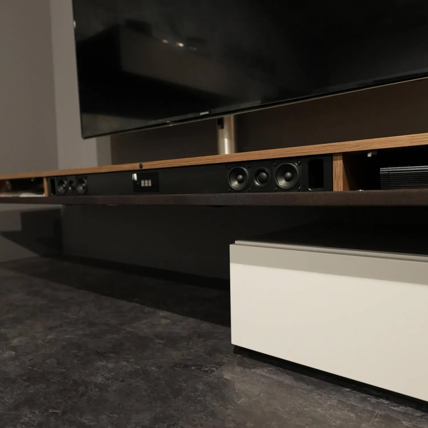 Spectral Smart Furniture Wohnwände & Tv-Lowboards|Wohnwand Twenty Lack Seidenmatt Violett Beige Creme Mit Soundsystem XTA1