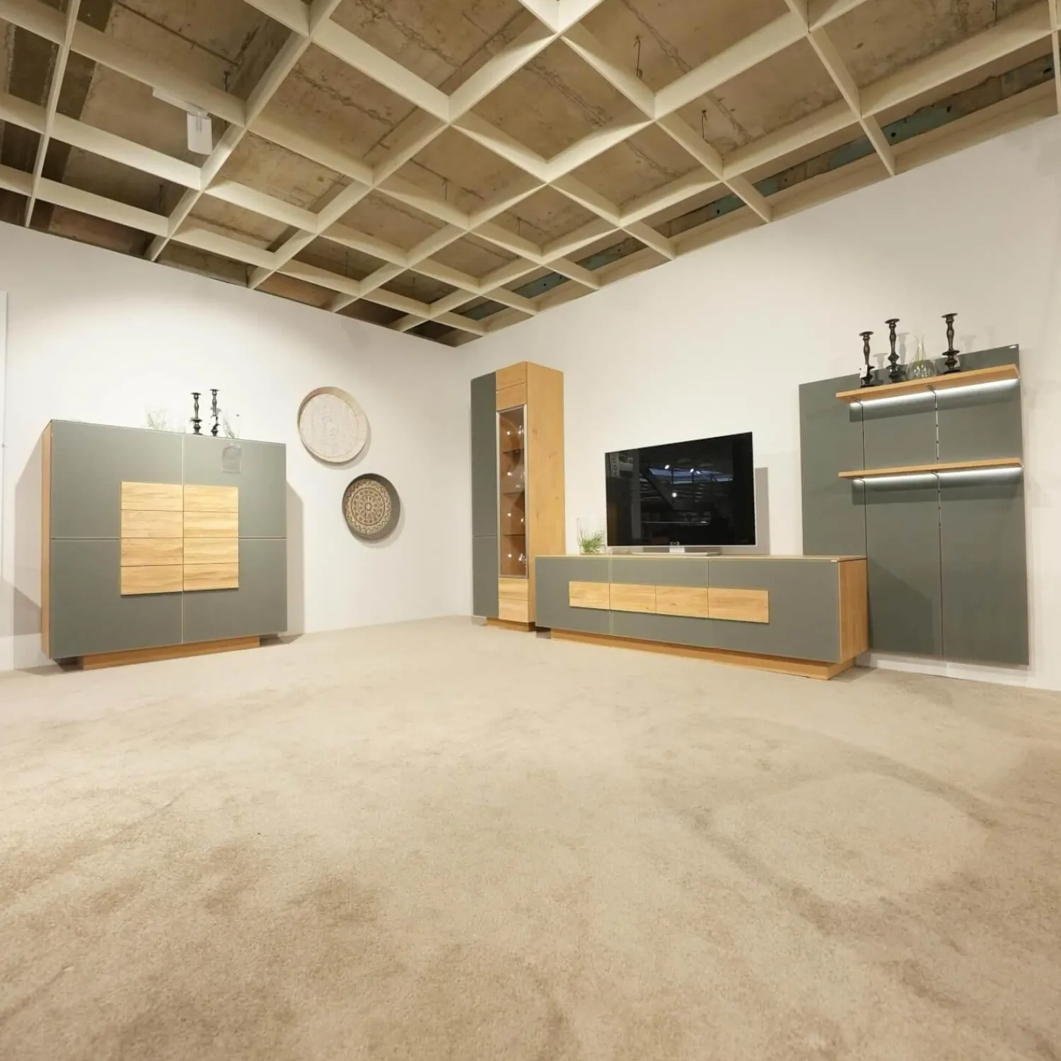 Voglauer Wohnwände & Tv-Lowboards|Wohnwand V Montanara Holz Wildeiche Geölt Frontglas Montegrau Mit Beleuchtung