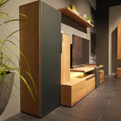 Voglauer Wohnwände & Tv-Lowboards|Wohnwand Valpin Eiche Altholz Braun Akzent Colorglas