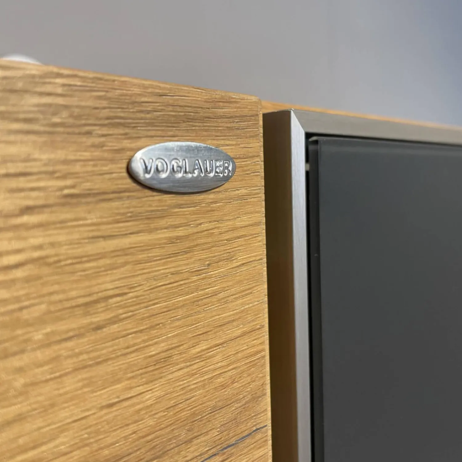 Voglauer Wohnwände & Tv-Lowboards|Wohnwand V-Alpin Eiche Altholz Glas Anthrazit