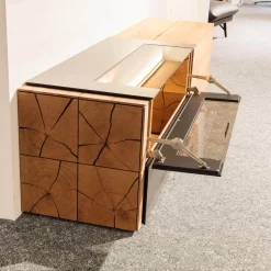 Hartmann Wohnwände & Tv-Lowboards|Wohnwand Vera 7210W Kerneiche Umato Massiv Oberfläche Sägegrau Gebürstet Lackiert Applikation Metall Titan Mit Beleuchtung