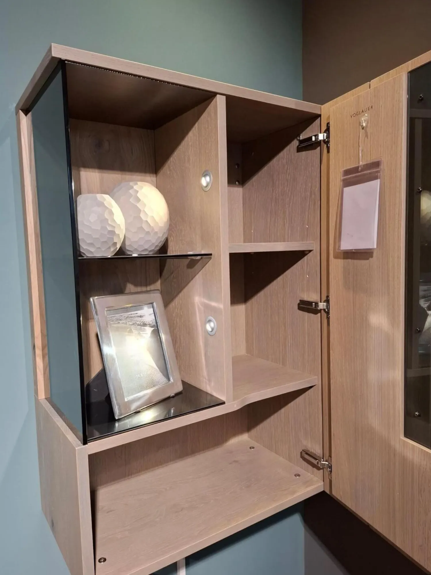 Voglauer Wohnwände & Tv-Lowboards|Wohnwand Vgalvino Alteiche Rustico Schwemmgrau Lackiert Massiv