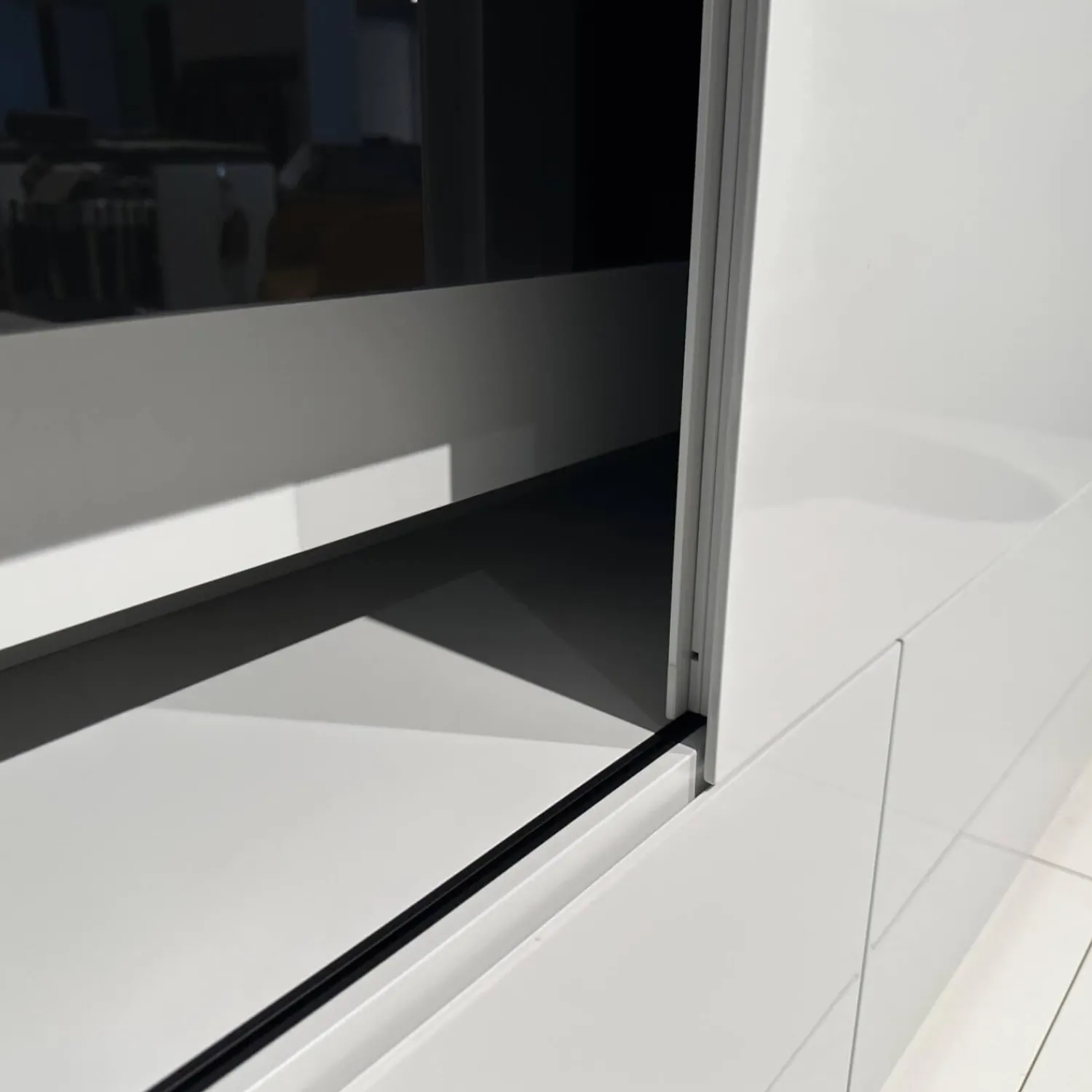 Kettnaker Wohnwände & Tv-Lowboards|Wohnwand Vita Lack Grauweiß Matt Und Hochglanz Mit Schiebetüren Ohne Deko