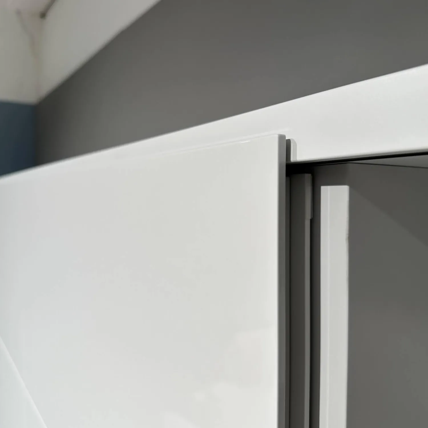 Kettnaker Wohnwände & Tv-Lowboards|Wohnwand Vita Lack Grauweiß Matt Und Hochglanz Mit Schiebetüren Ohne Deko