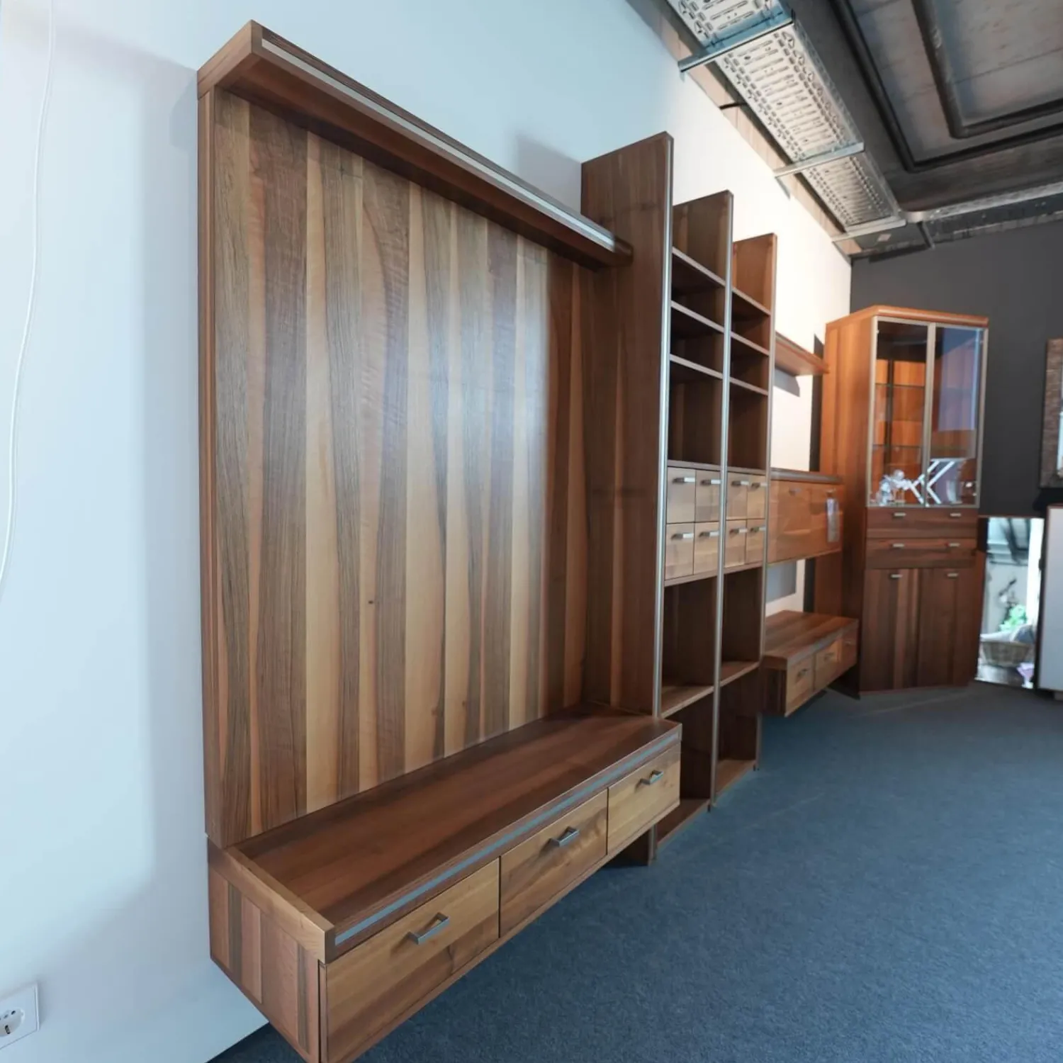 Baur Wohnwände & Tv-Lowboards|Wohnwand Xeno Nussbaum Massiv