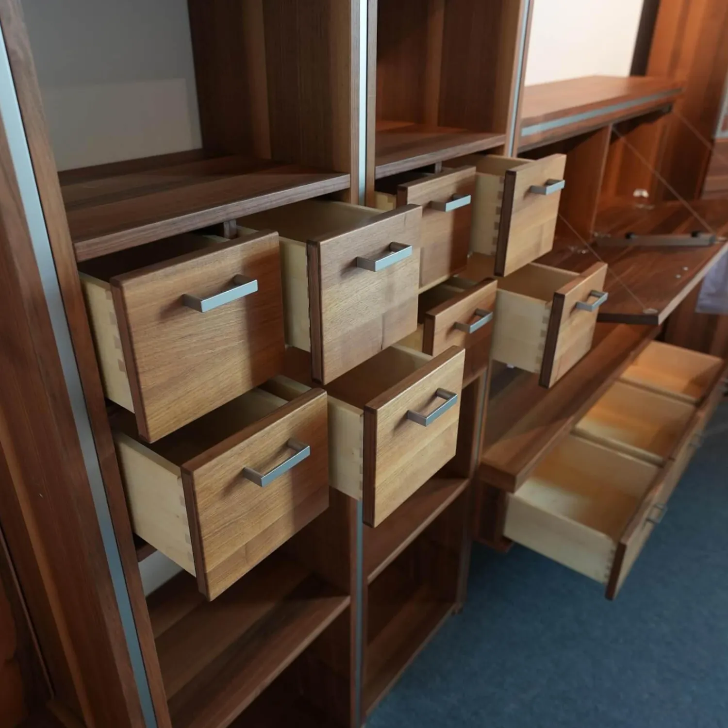 Baur Wohnwände & Tv-Lowboards|Wohnwand Xeno Nussbaum Massiv