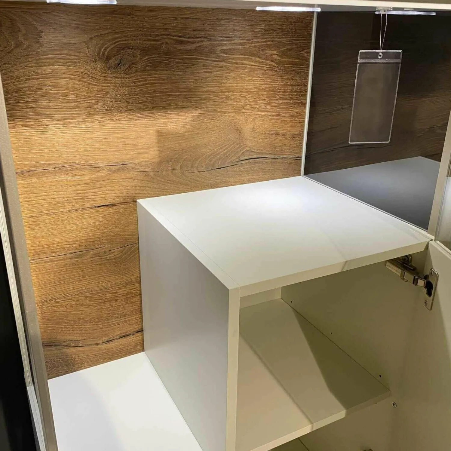 Venjakob Wohnwände & Tv-Lowboards|Wohnwand-Vitrinen Kombination Sentino Weiß Matt Rückwand in Anziano Eiche