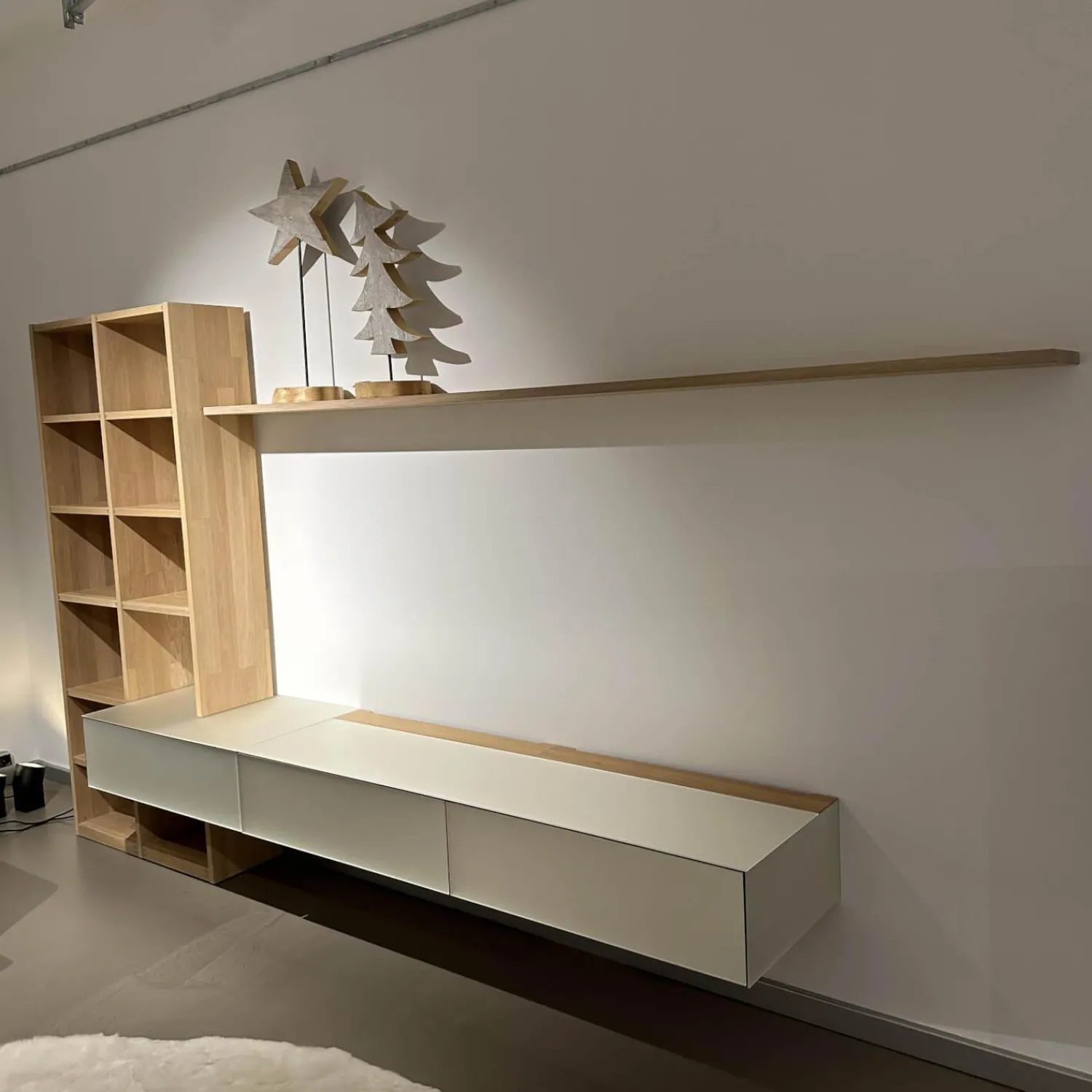 Team 7 Wohnwände & Tv-Lowboards|Wohwand In Eiche Weiß Geölt Fronten Glas Pearl Matt Innen Buche Mit Zwei Schubkästen Und Einer Klappe